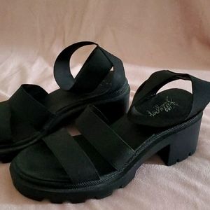Black sandals